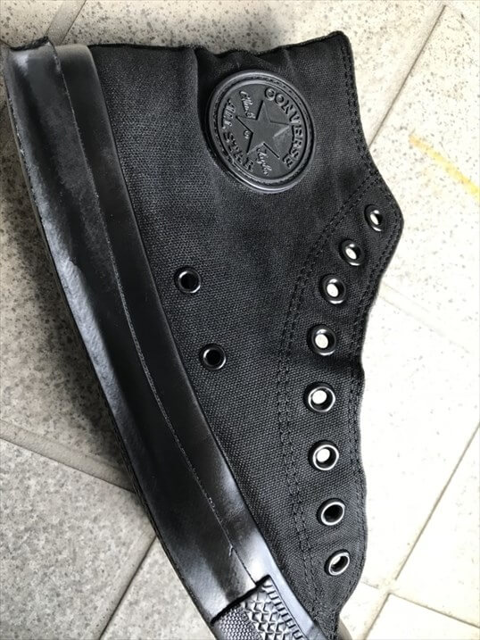 染めqで色落ちした靴 スニーカー パンプスを染め直す方法 黒のコンバース Greentimes グリーンタイムス